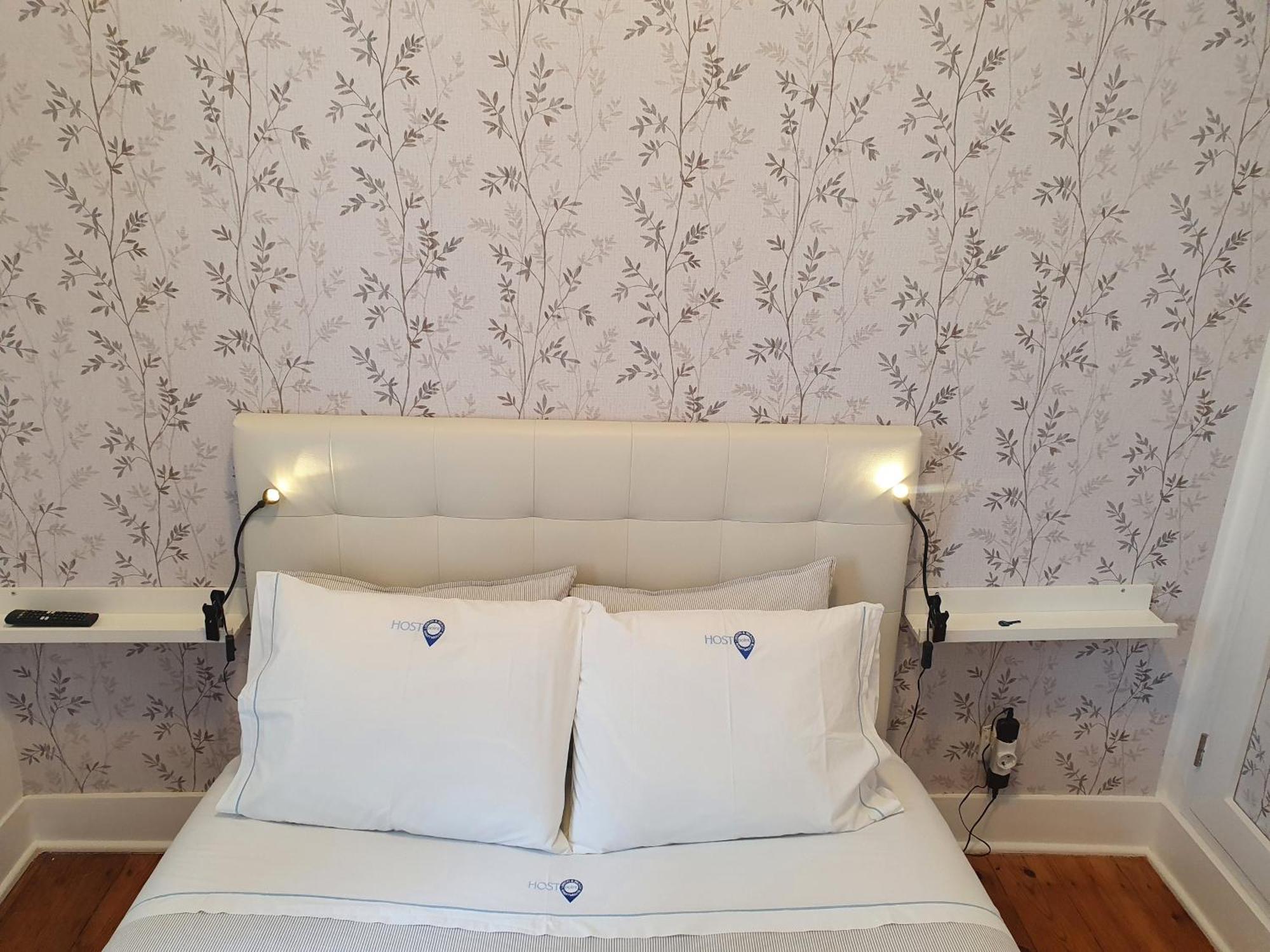 Estrela Charming Rooms 2 By Host-Point Lisbon Room photo